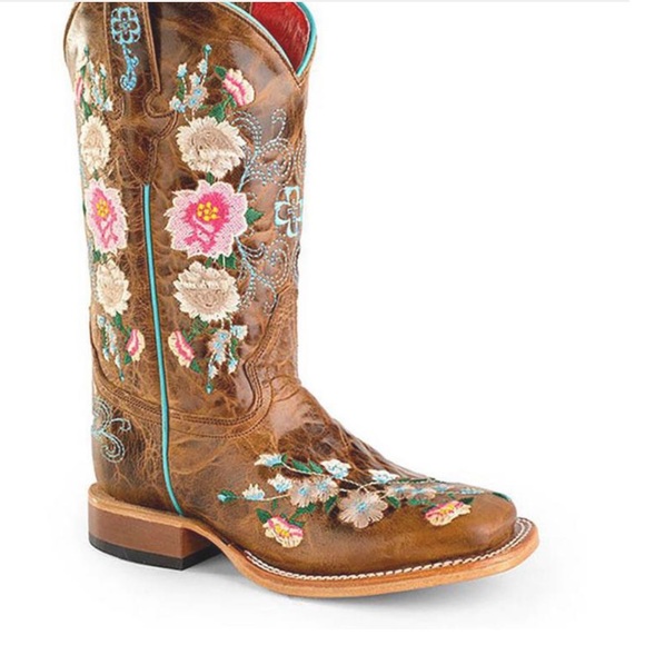 MACIE BEAN WOMEN'S ROSE GARDEN BOOTS SQUARE TOE. - Picture 2 of 2